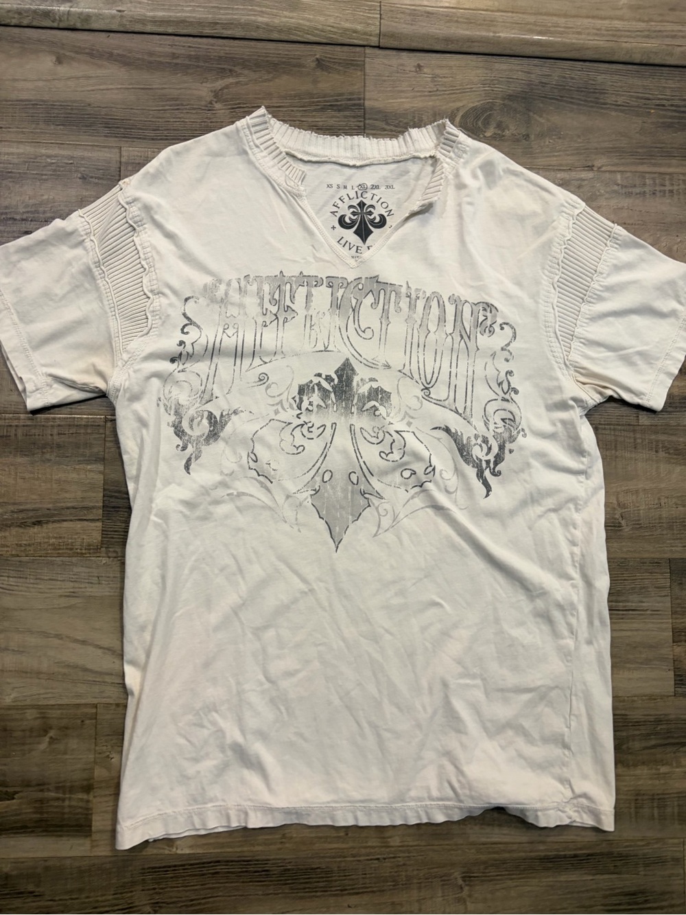 Affliction White Short Sleeve Graphic Crewneck Tee